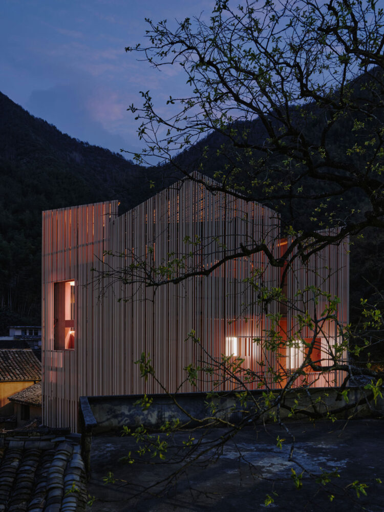 soft light filters from the interior