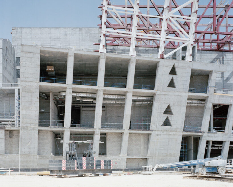 image © Gregori Civera