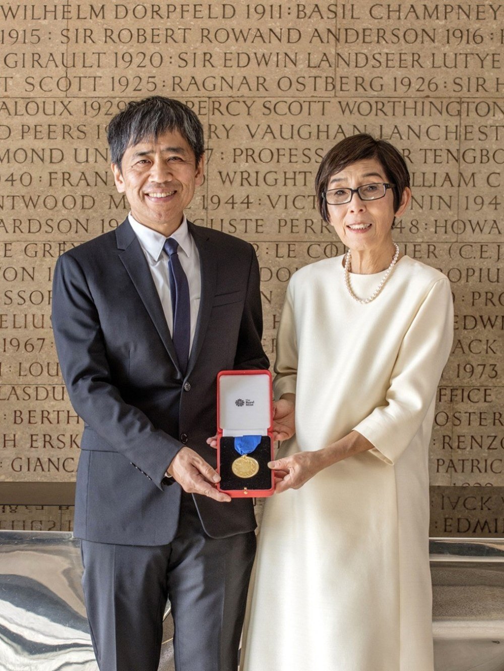 watch: SANAA accepts RIBA royal gold medal for architecture