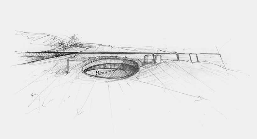 allowing the rows of grapevines to dominate the landscape uninterrupted