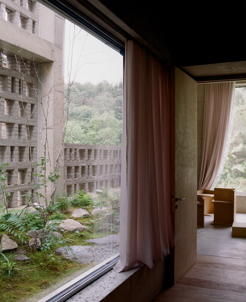 the thermal mass of the building stabilizes interior temperatures