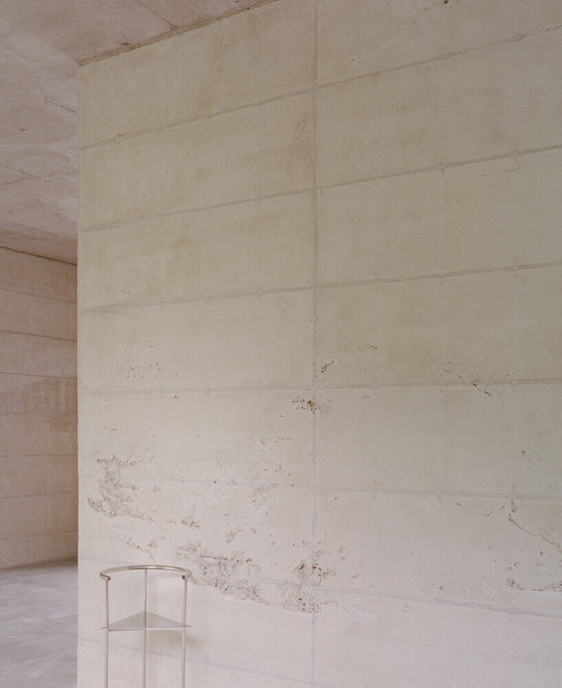 walls feel positioned, not imposed