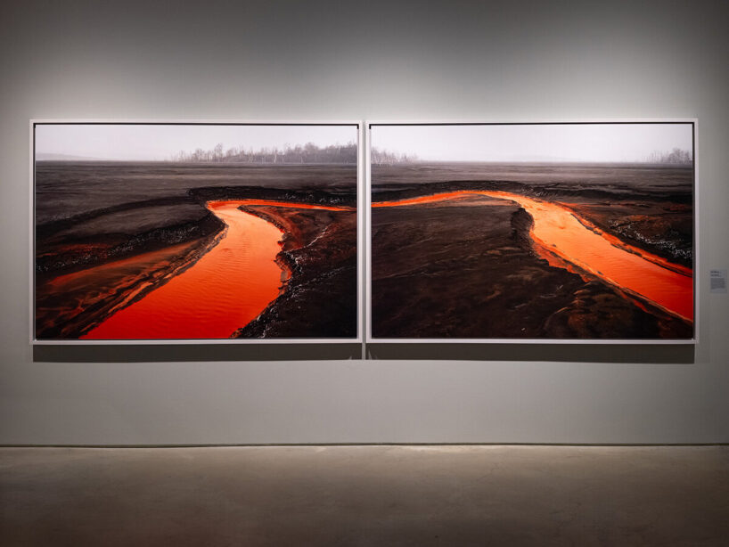 Edward Burtynsky, Nickel Tailings #34 & #35, Sudbury, Ontario, Canada 1996 | image © Daniel Terna