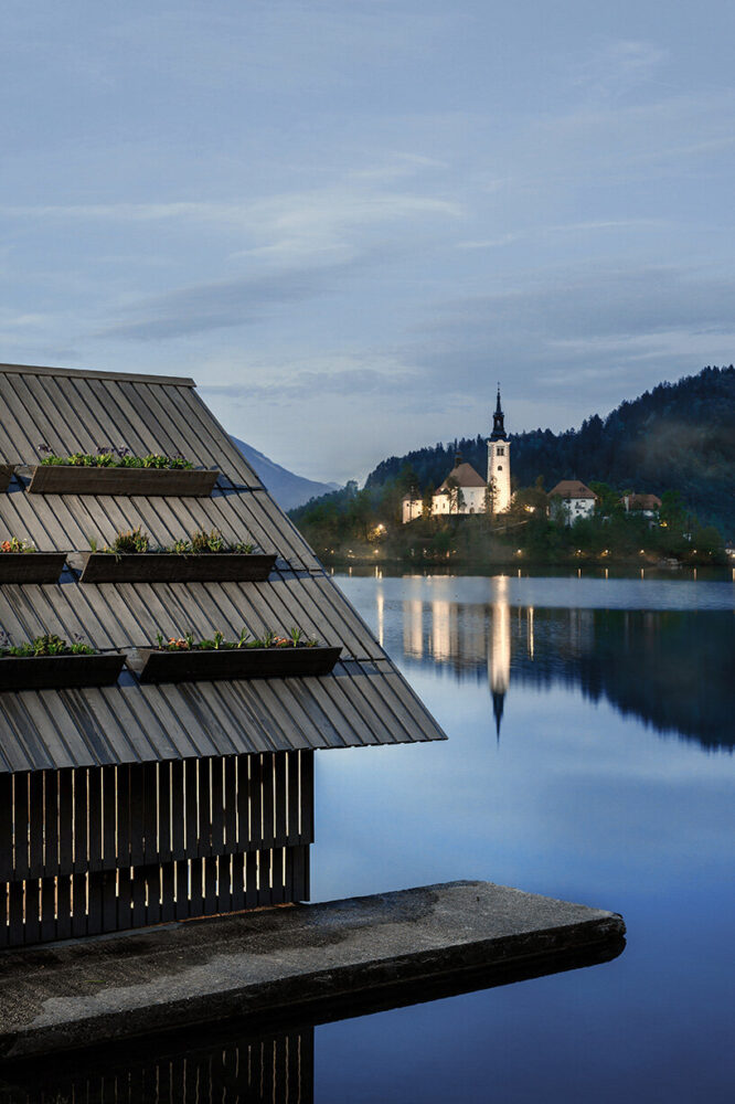 the filtration beds on the roof are part of a scientific experiment 