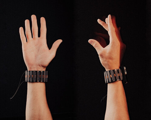 meta develops smart bracelet that can replace keyboard and mouse for computers