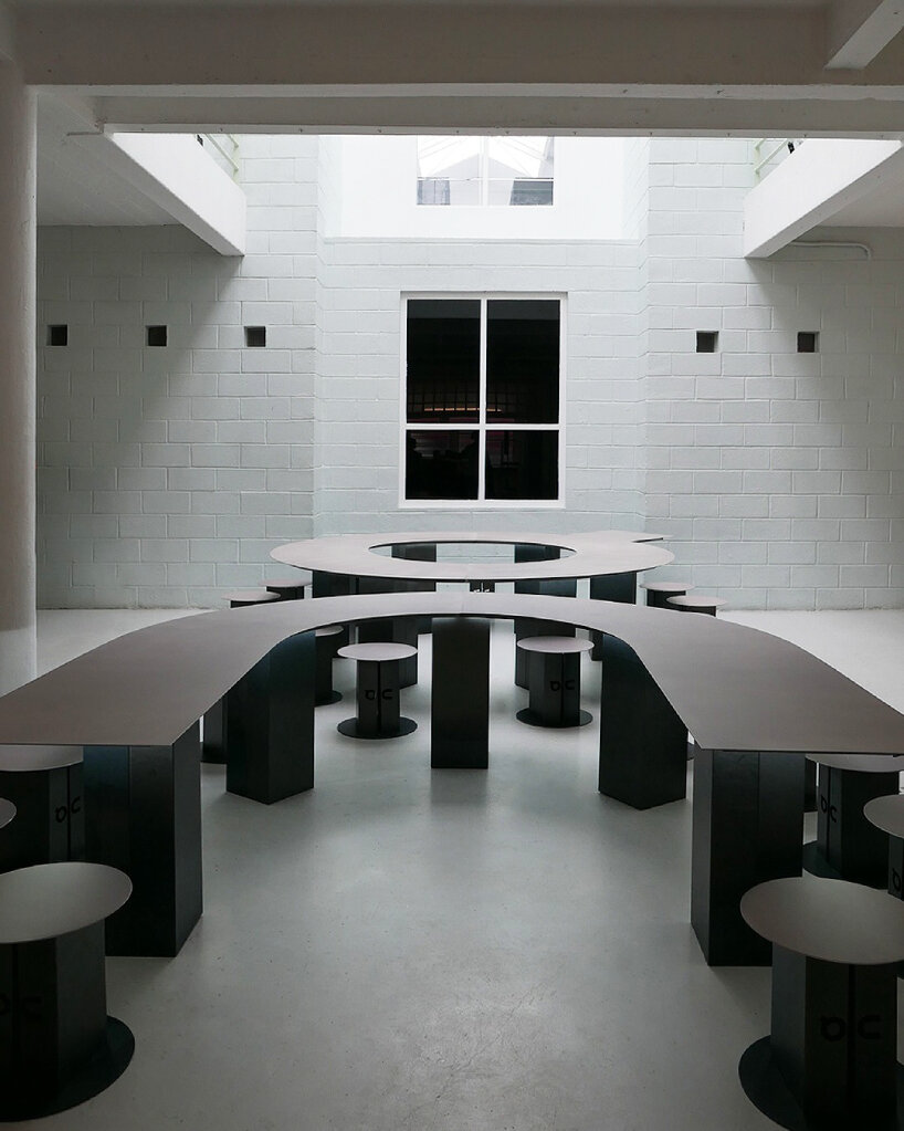 heat-reactive table on