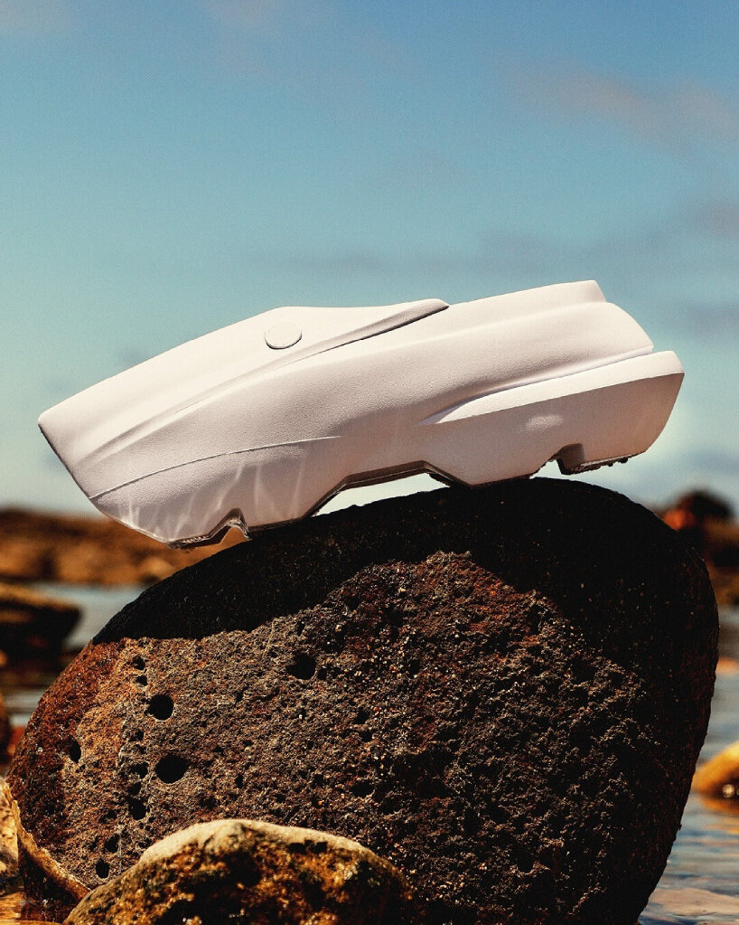 the form is based on angular planes rather than traditional curved shaping | from here, photos by NOUA UNU STUDIO