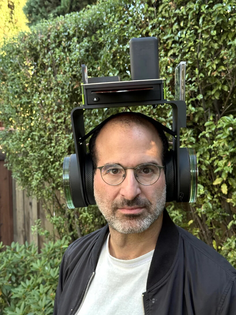 pud headphones CD player