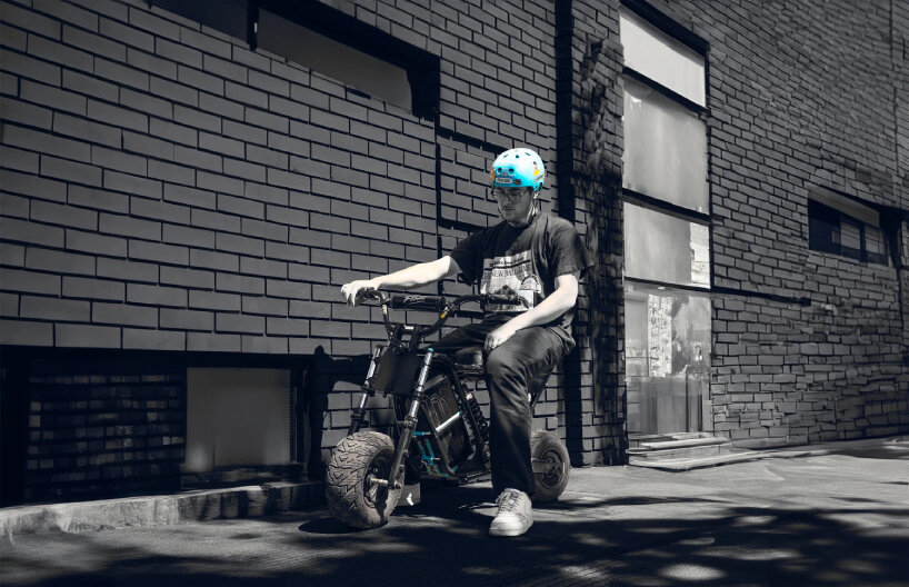 the electric fun bike with a wheelie button can reach speeds of over 35 miles per hour