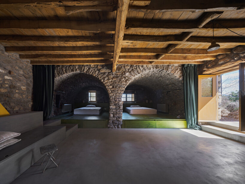 image © George Messaritakis