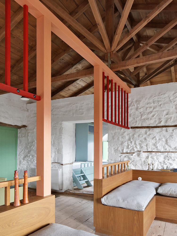 image © Filip Dujardin