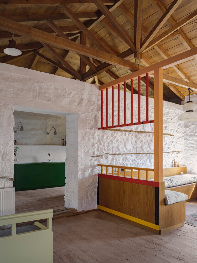 image © George Messaritakis