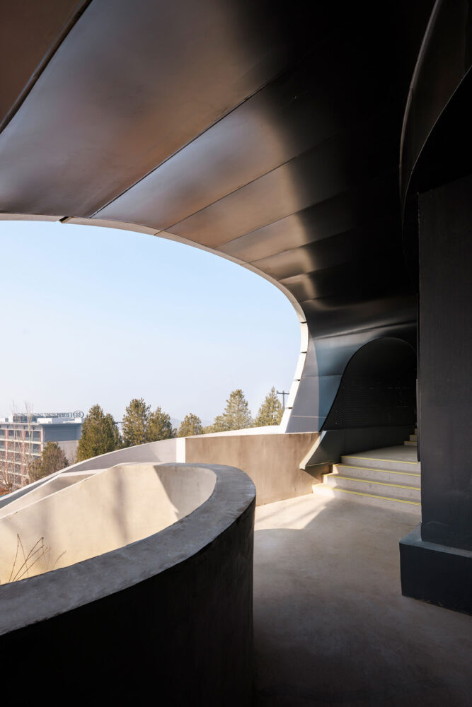 staircase to the roof