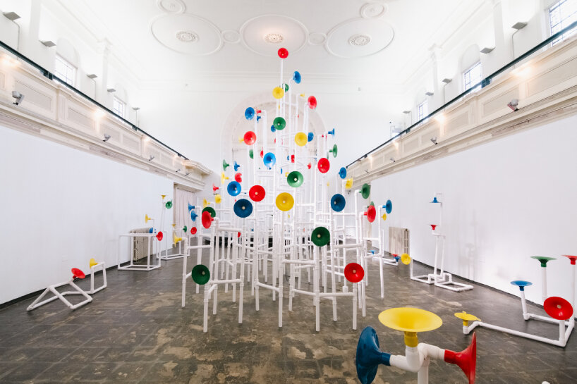 visitors can create and change the pathways of the horns, and in return, they alter the travel and echo of the sounds