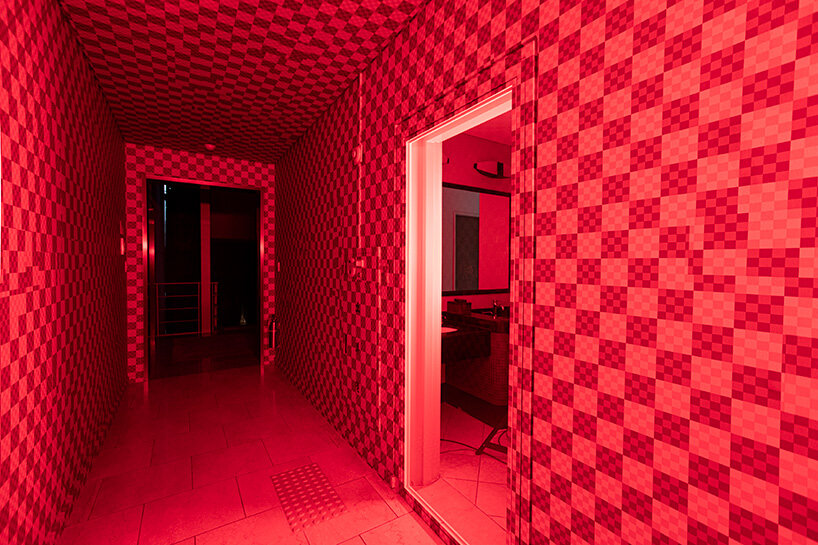 the ambitious transformation of the venue was realized on-site