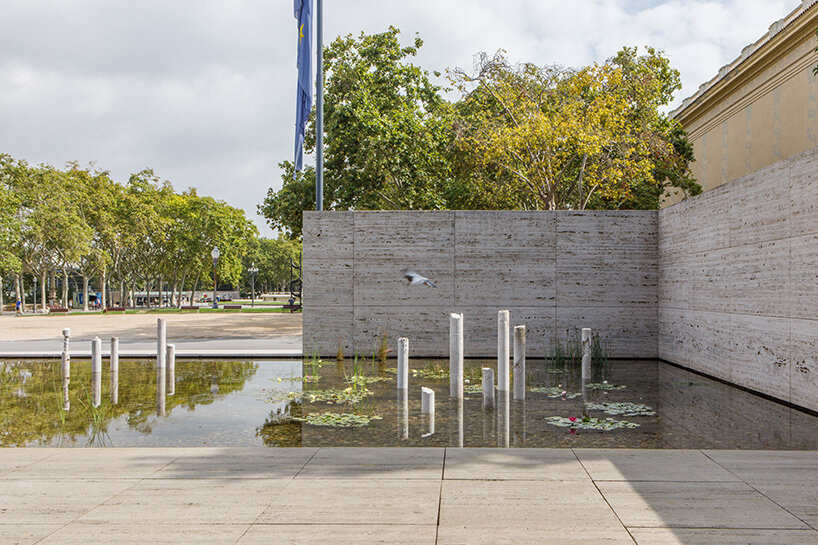 visitors' movements interrupt or redirect the performers