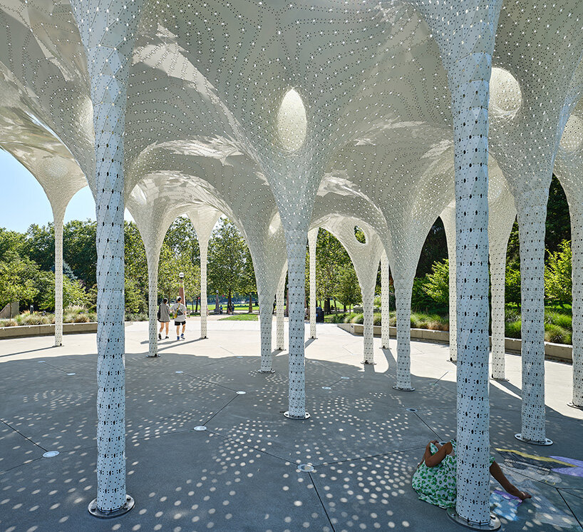 accommodating everything from casual encounters to community celebrations