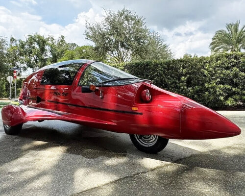 Riscopri il Pulse Autocycle del 1985: un veicolo jet-like con canopy scorrevole e sedili in tandem