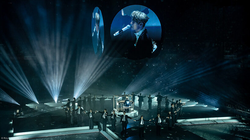 the cube dissolves into a new configuration