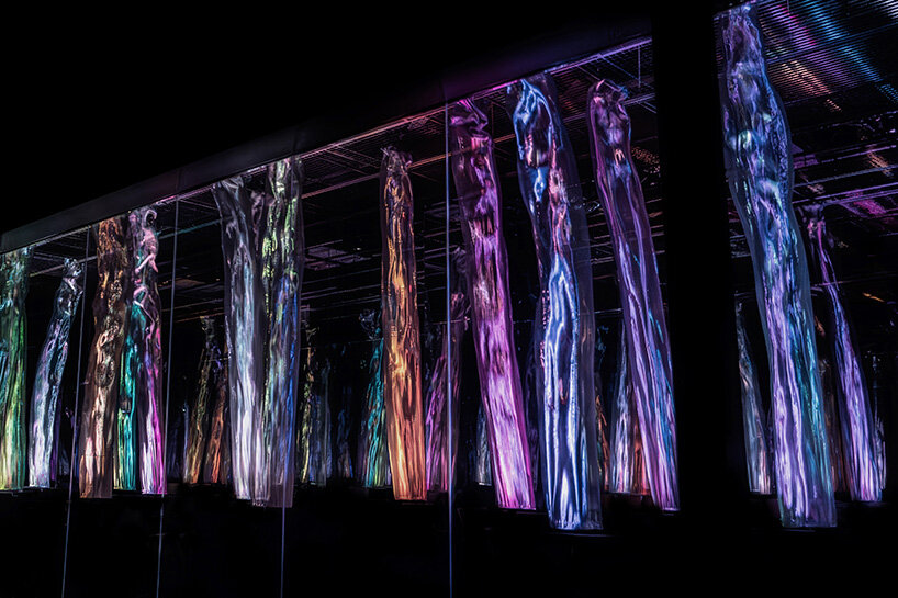 teamLab, Forest of Flow and Light, 2025, from the series Pillars that Dance with the Wind, 2023-, Interactive Installation, Sound: Hideaki Takahashi