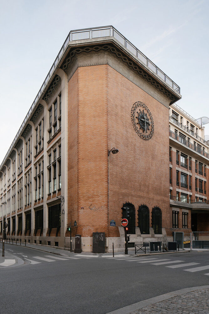 a former telephone exchange complex at 15–17 Rue du Faubourg Poissonnière