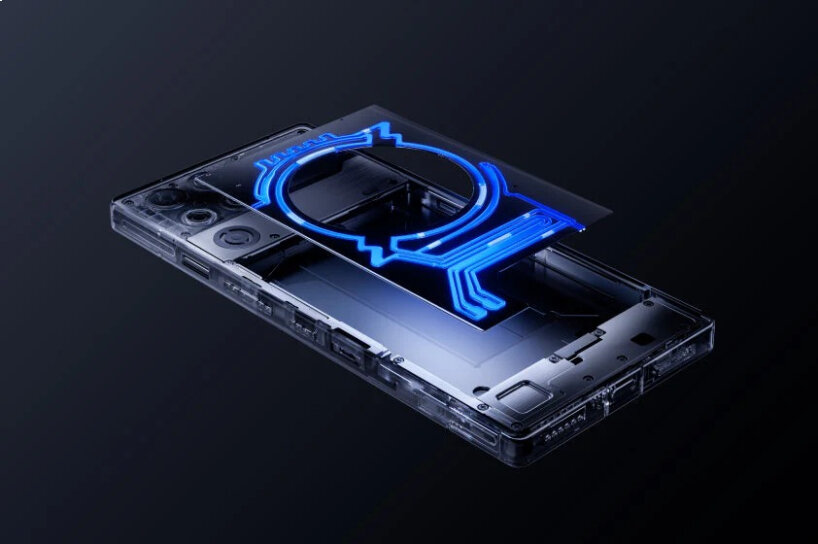 it is not an animation but an actual water stream that moves through the plate