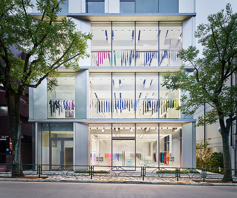 ISSEY MIYAKE aoyama tokyo