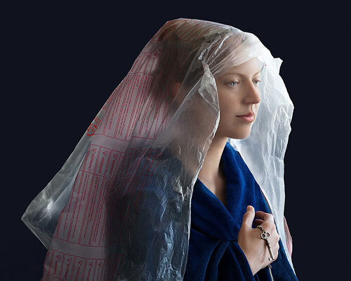 photographer suzanne jongmans recreates renaissance portraits using packaging materials