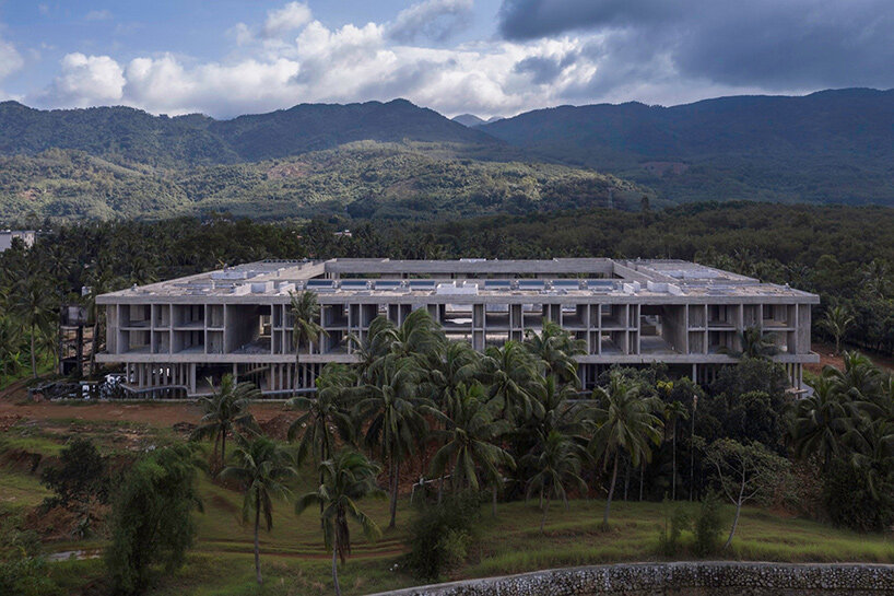 rain house synchronicity