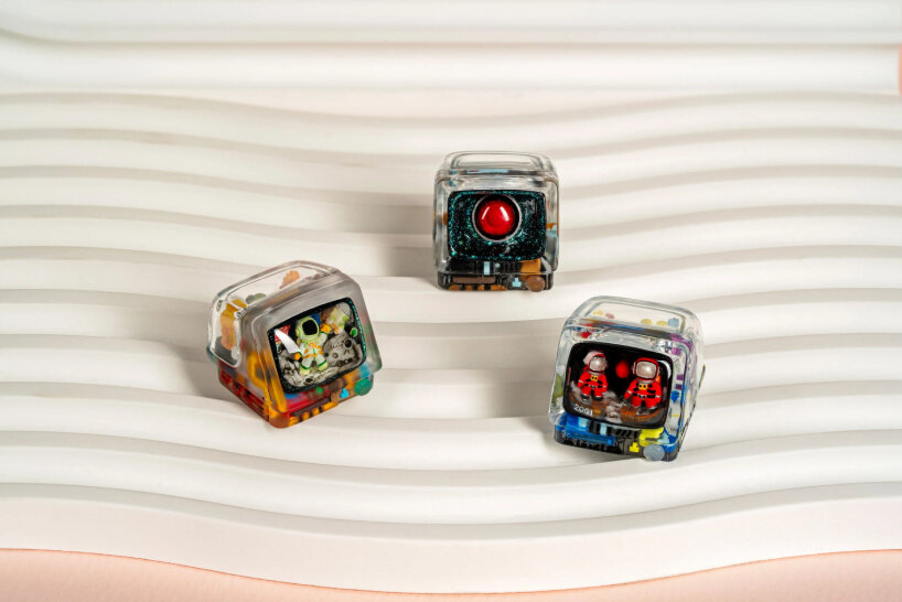 transparent retro TV keycaps
