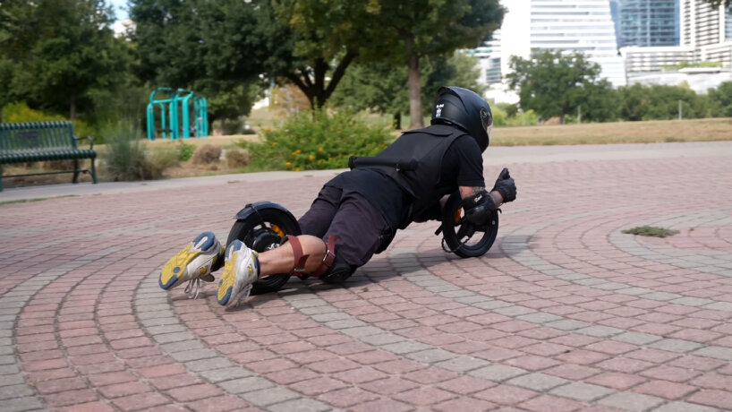 wearable electric motorcycle suit