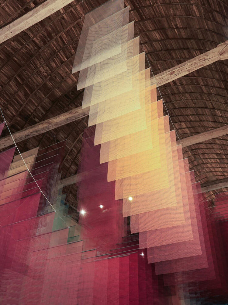 image by @krnschwtz.studio via @topic_tomislav