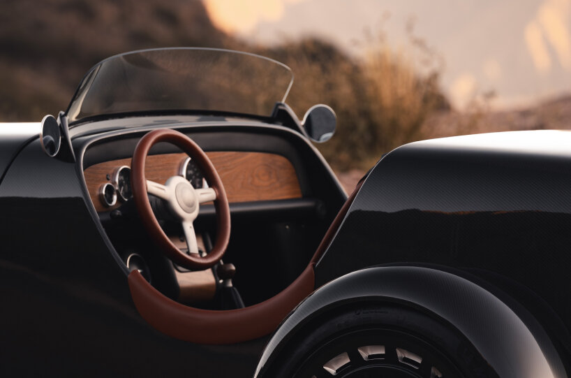 detailed view of the side