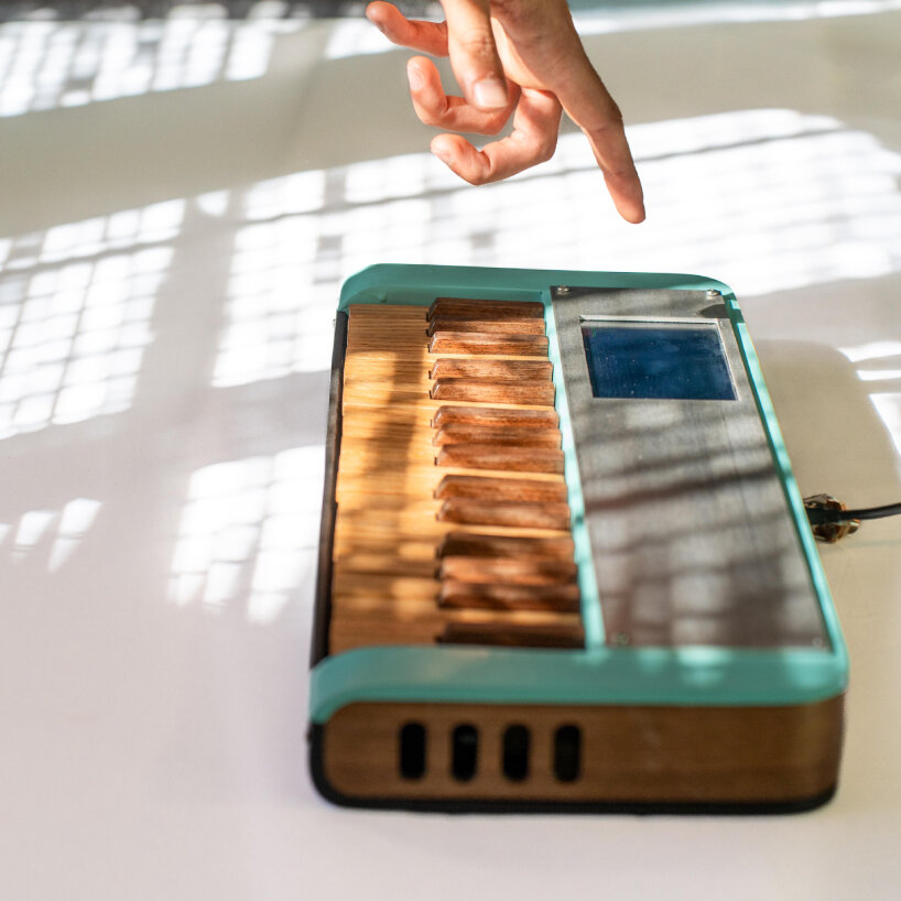 cardboard synthesizer wooden keys