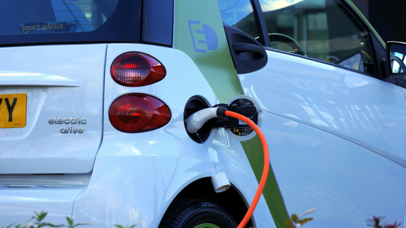 electric cars power generators