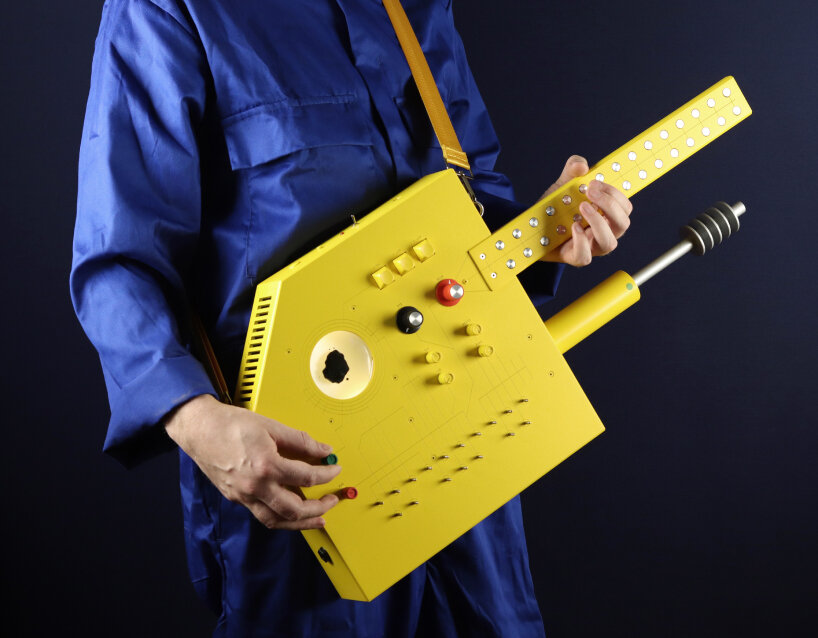 guitar ferrofluid biodata synthesizer