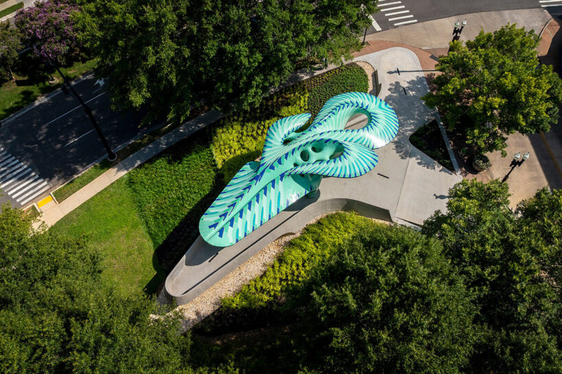 images © Steve Kroodsma