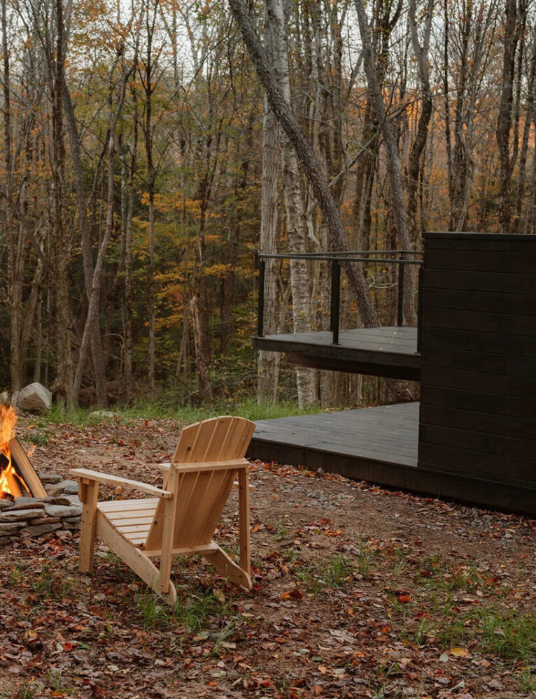 the design embodies a philosophical stance toward independence and ecological awareness