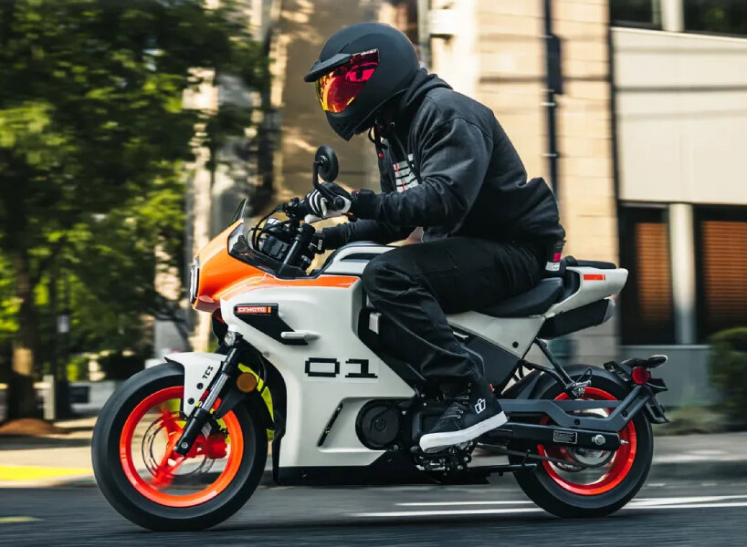 pixelated font face marks the sides of the vehicle