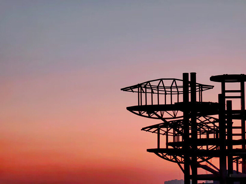 lightweight prefabrication minimizes ground disturbance and material waste | image by © Wu Wei