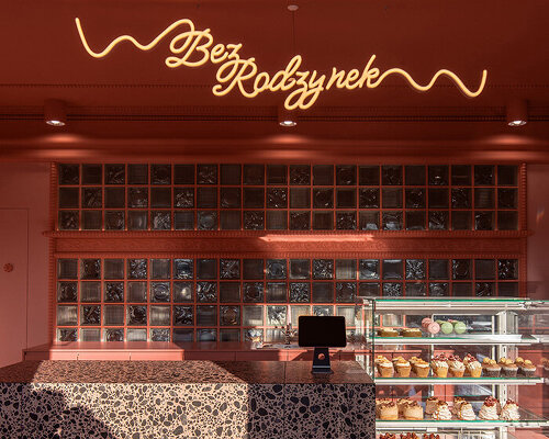 mode:lina™ frosts a tiny cake studio in poland with jelly-like glass and confectionery detailing