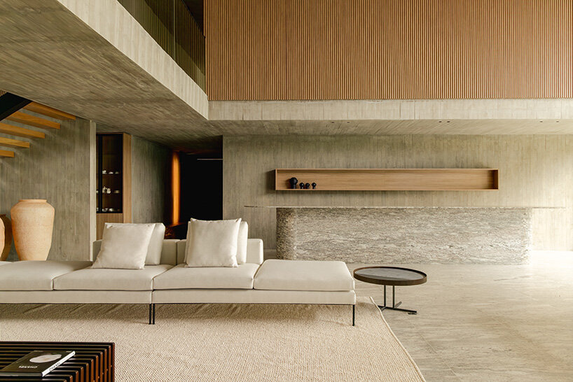 transforming the interface between architecture and earth into a thick, occupiable zone