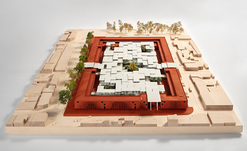 image by Cécile Septet