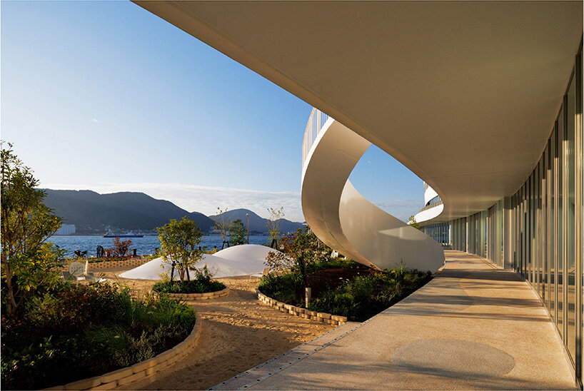 image by Yashiro Photo Office