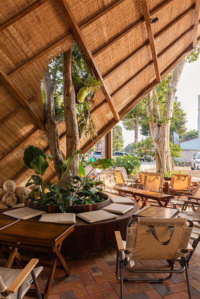 the interior seating area is organized around shared tables