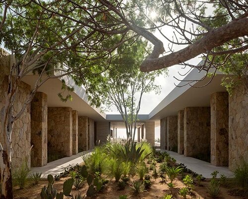 casa la vista’s exterior skin resembles tones and textures of mexican desert