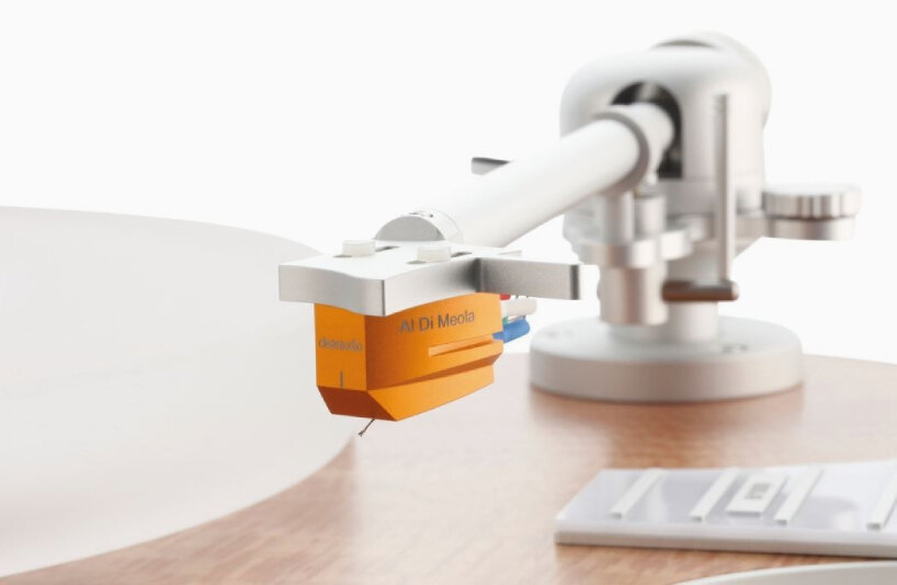 electric guitar turntable clearaudio