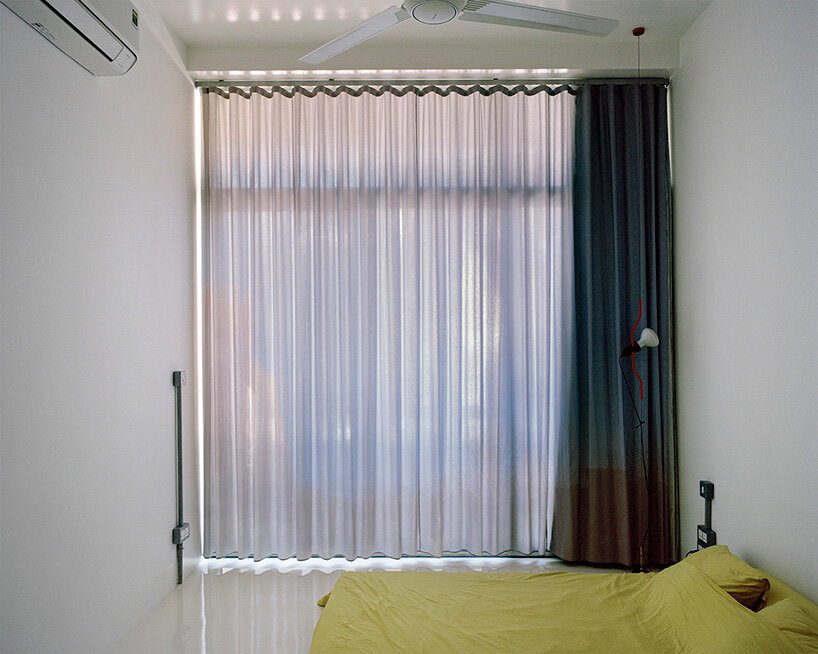 a hybrid domestic-work model embedded in the urban history of the city  