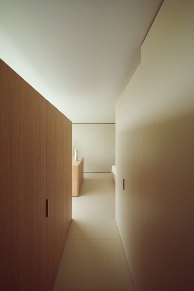 doors, wardrobes, kitchens, and partitions share the same constructive logic | image by Jesús Orrico
