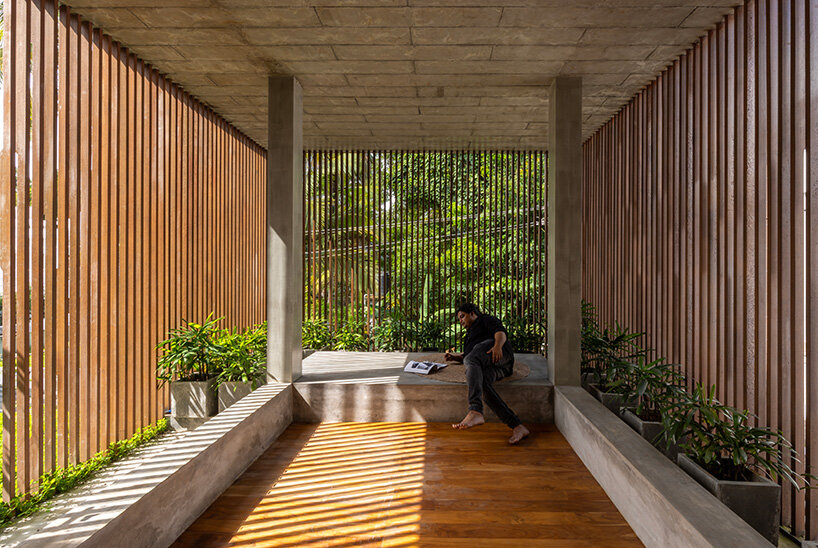 zero studio curtain house